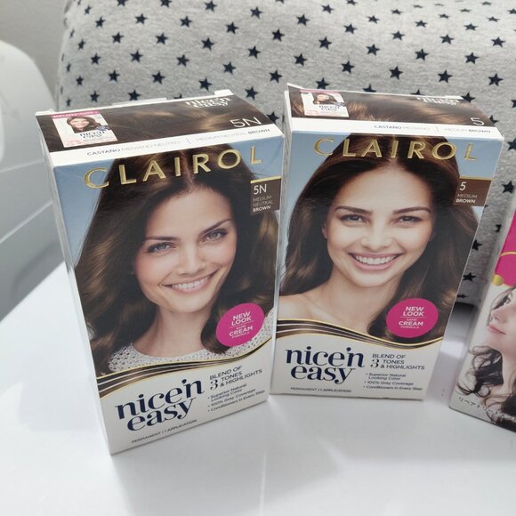 Women's Hair Color - Picture 2 of 7